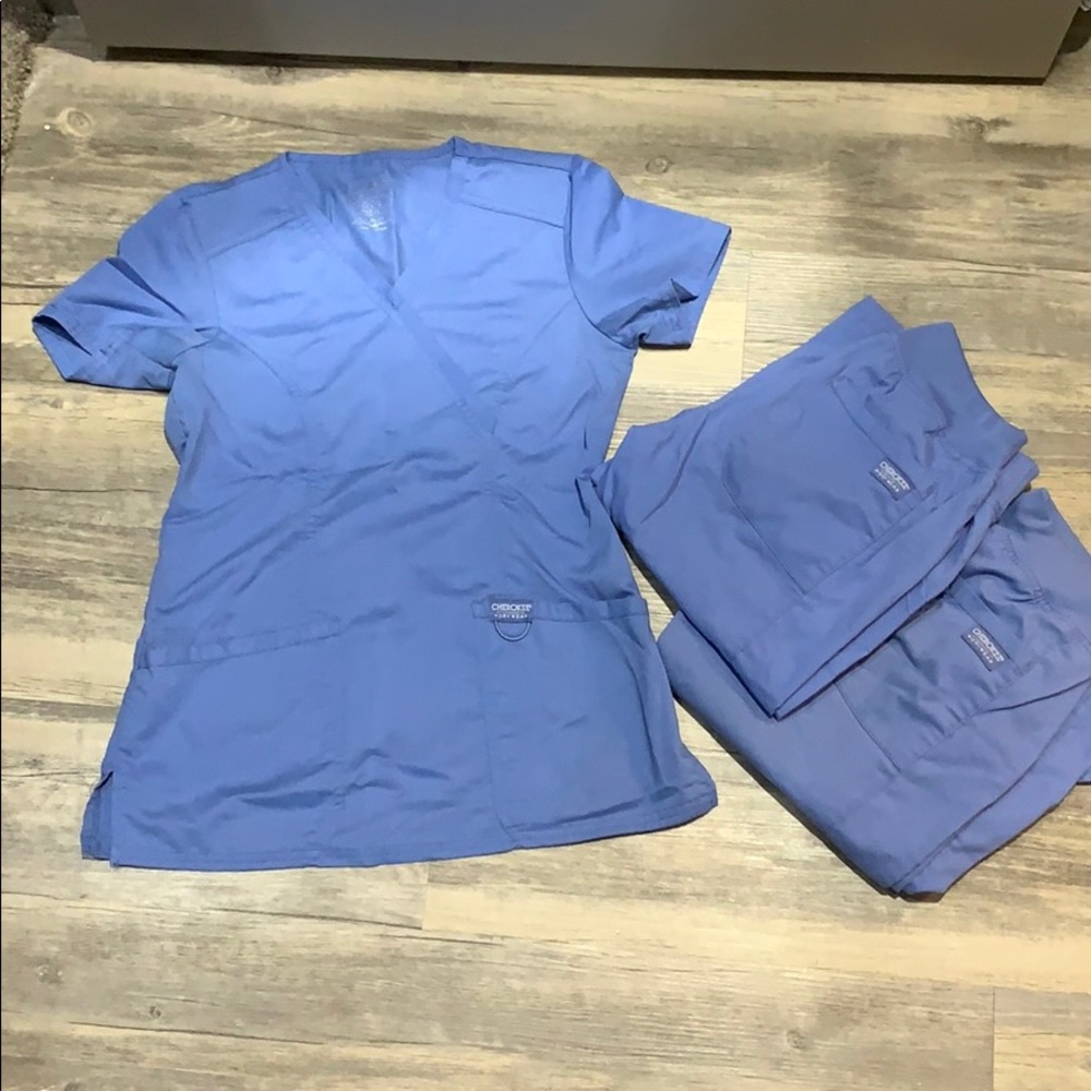 Cherokee Scrub Set